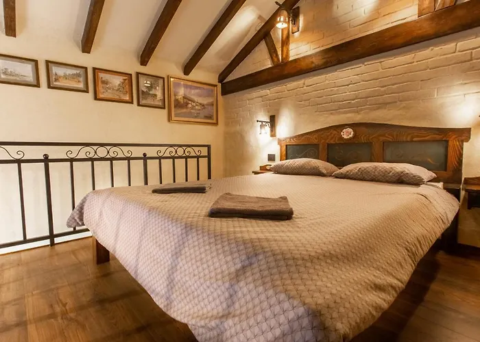 Sirmium * 斯雷姆斯卡米特罗维察